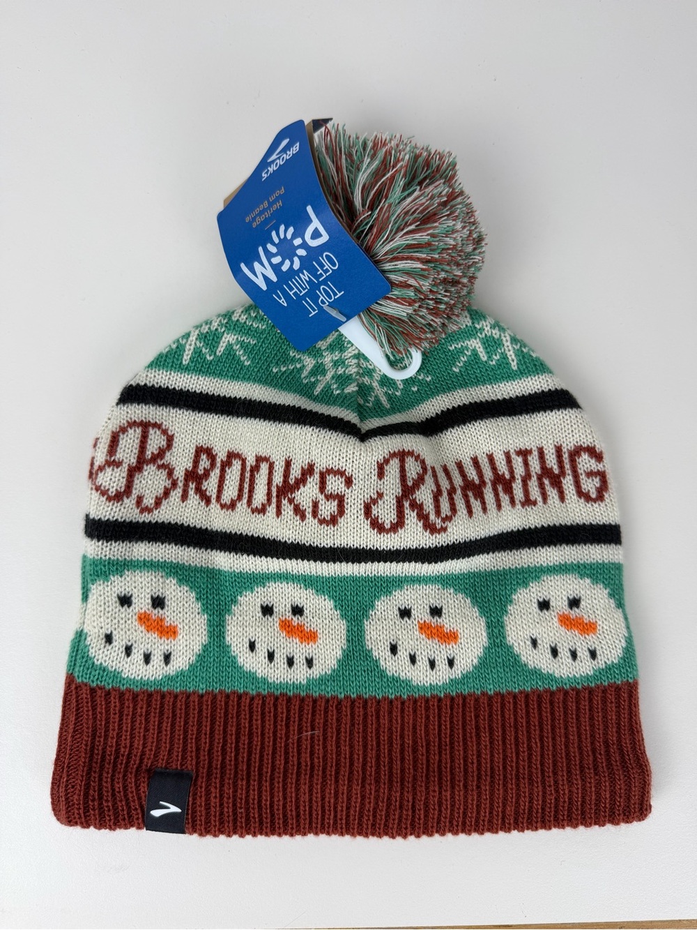 NWT Brooks Running Holiday Beanie Snowman Pom Pom Christmas Winter Hat